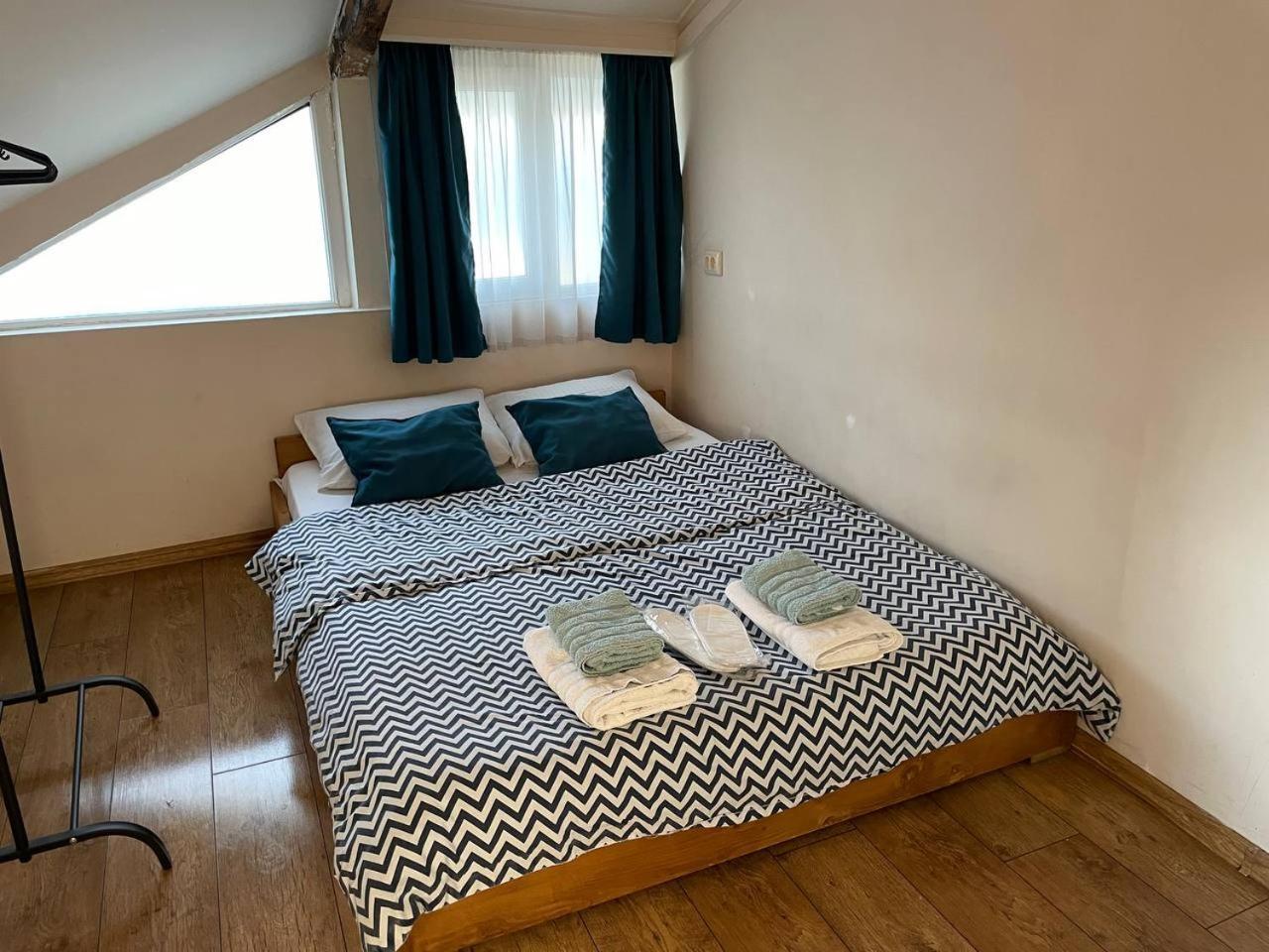 Roofs Apartment Tbilisi Ngoại thất bức ảnh