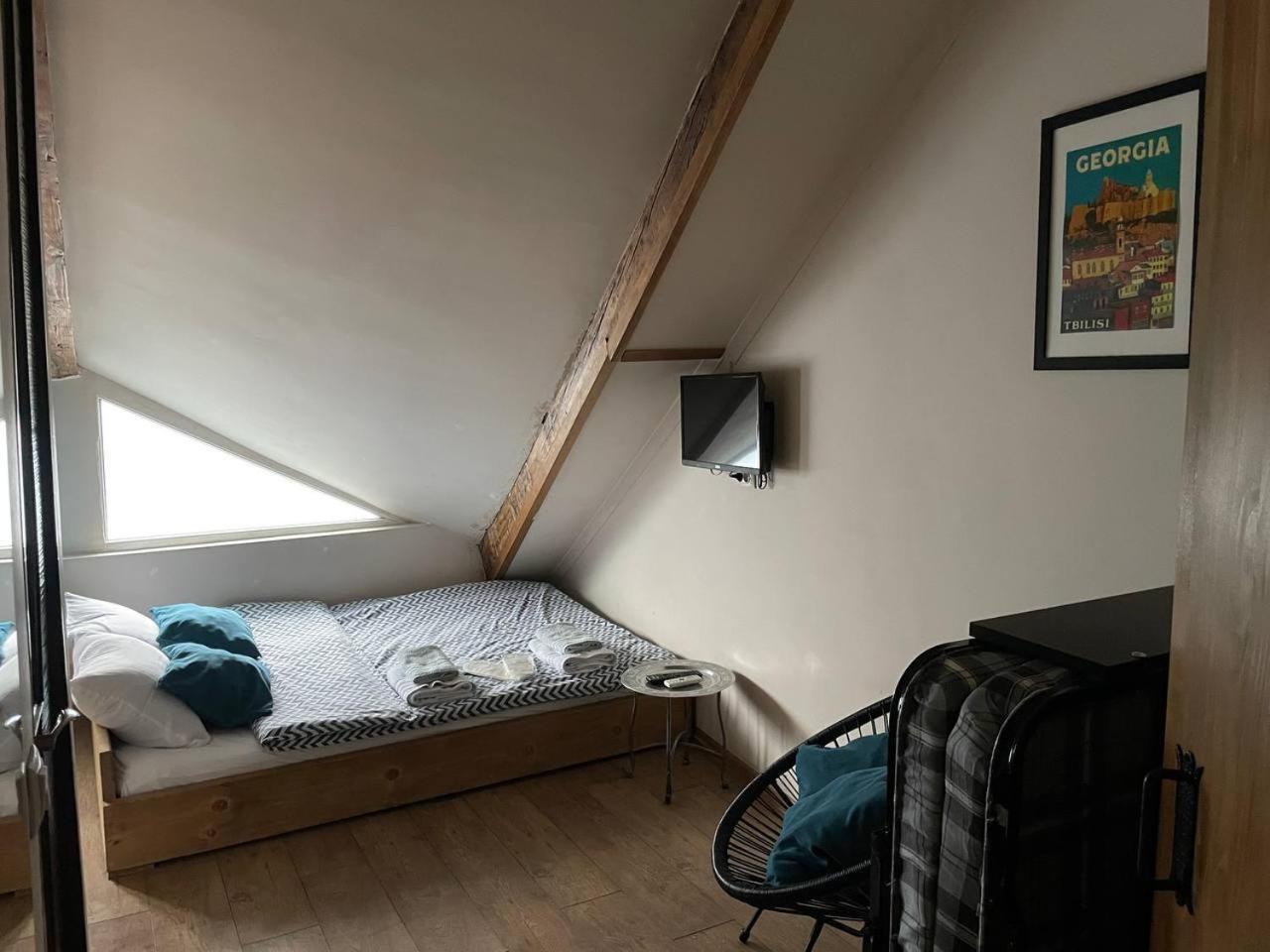 Roofs Apartment Tbilisi Ngoại thất bức ảnh