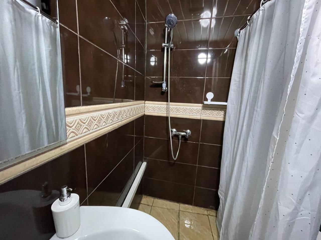 Roofs Apartment Tbilisi Ngoại thất bức ảnh